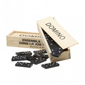 Jeu domino dans coffret en bois